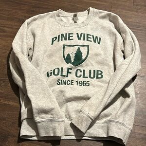 Golf course crew neck